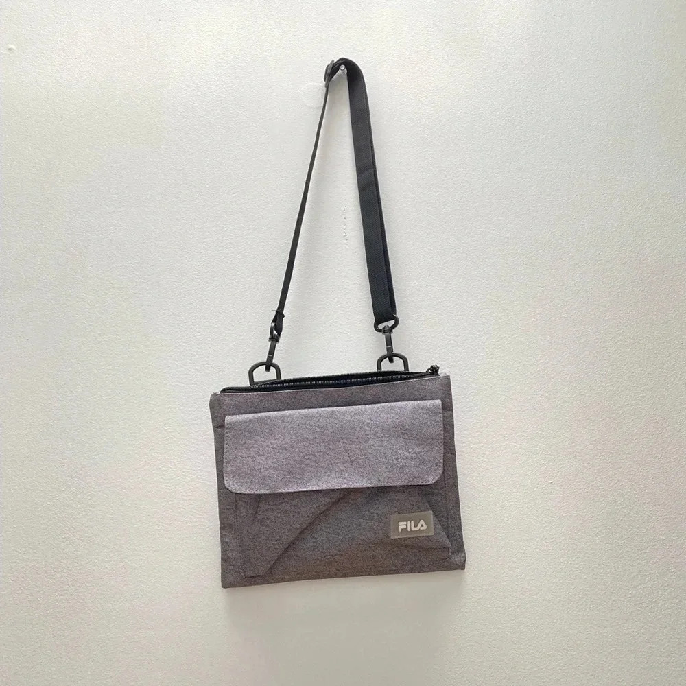 FILA - NWOT Grey Small Messenger Crossbody Bag Adjustable Straps